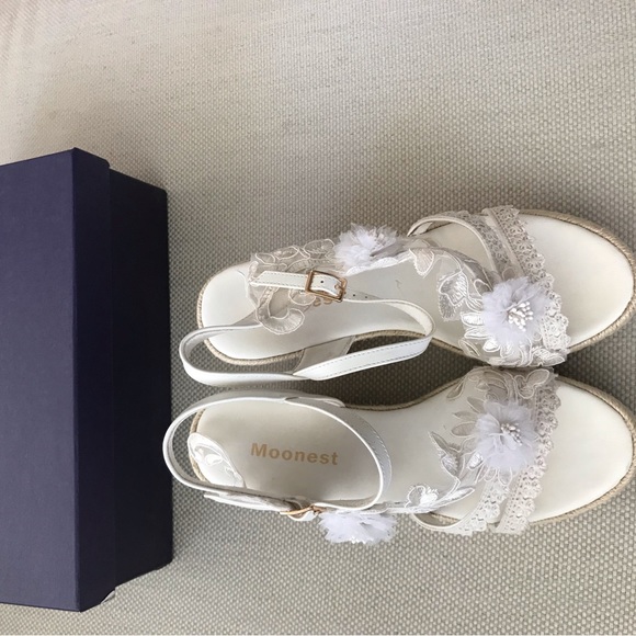 Moonest White Heel Shoes - Picture 2 of 8